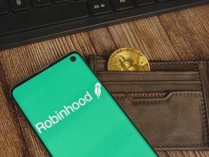 Robinhood Plans to Deploy a Crypto Wallet With NFT Trading and DeFi Features