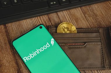 Robinhood Plans to Deploy a Crypto Wallet With NFT Trading and DeFi Features