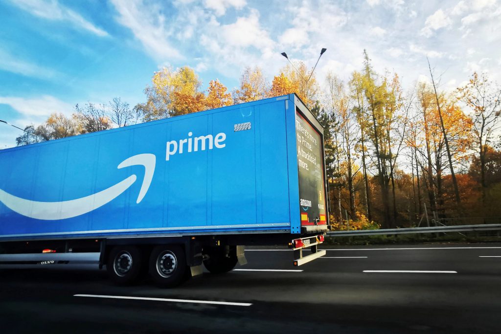 Amazon Prime Day با فروش بیش از 100000 کالا در دقیقه رکورد فروش را به ثبت رساند