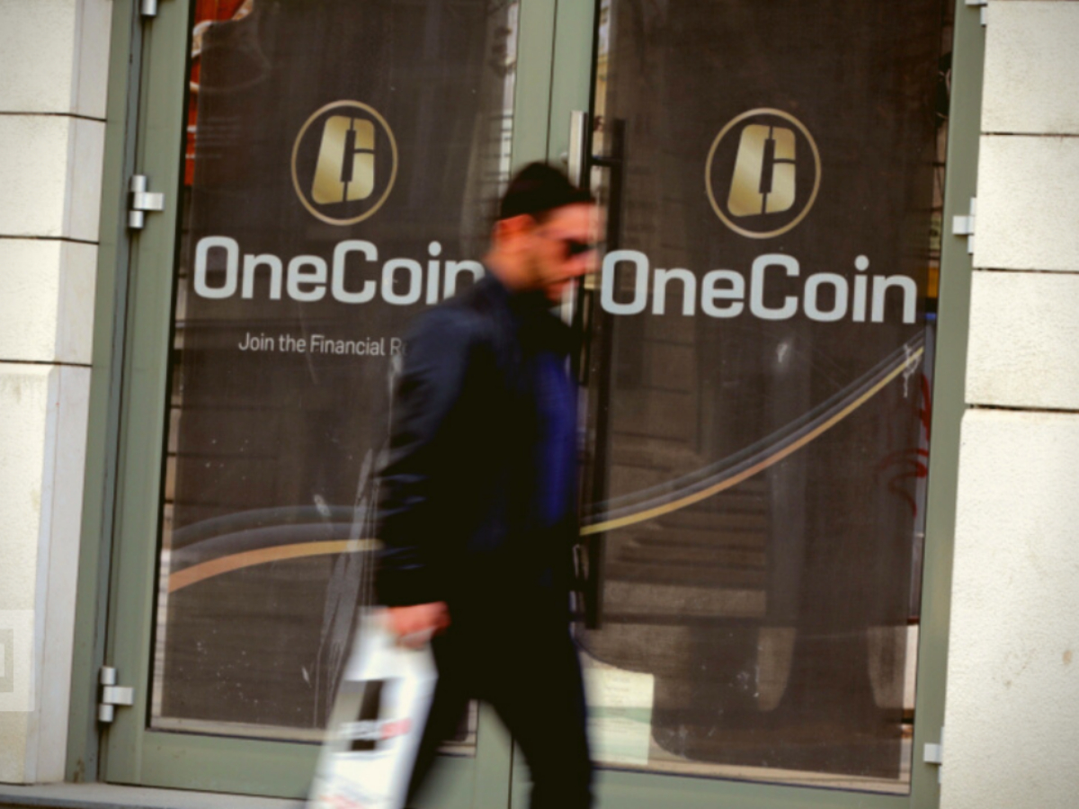 کارمندان سابق OneCoin با اتهامات پولشویی روبرو می شوند