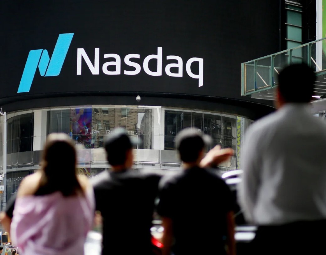 Nasdaq 100 Index Declines For the 1st Time Since 2008 Crash