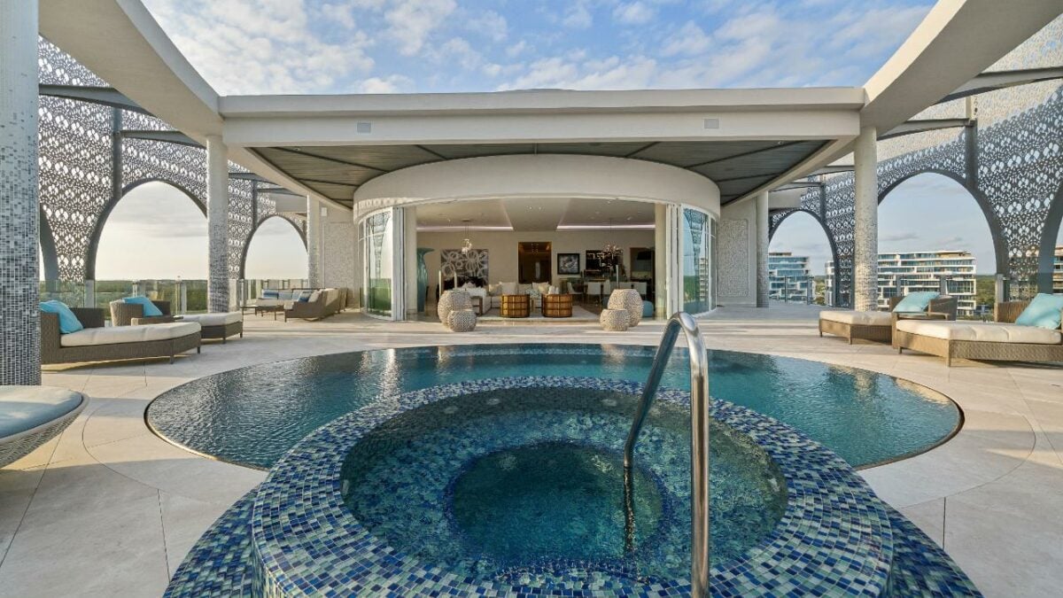 Former FTX CEO Sam BankmanFried Puts Bahamas Penthouse for Sale at 40