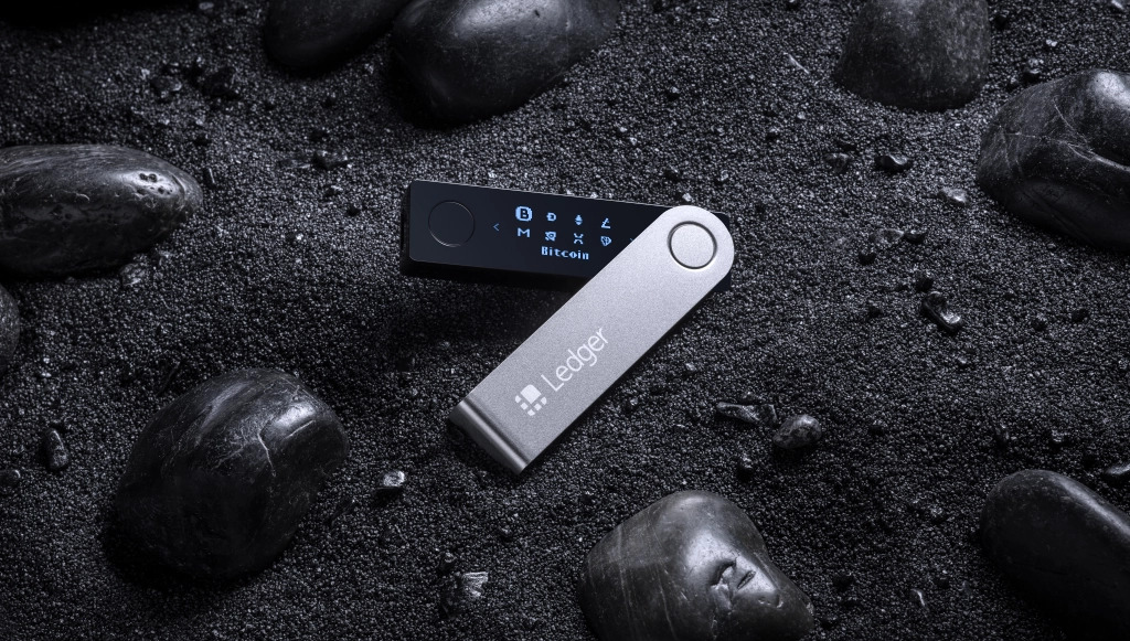 Ledger Bats Back Criticism of New Wallet Recovery Service