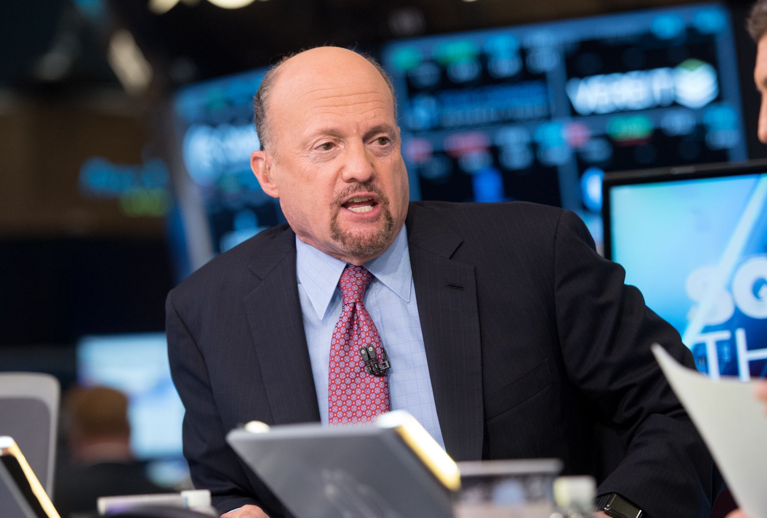 Jim Cramer Warns of Weak September, Inverse Theory Sees Bullish Twist