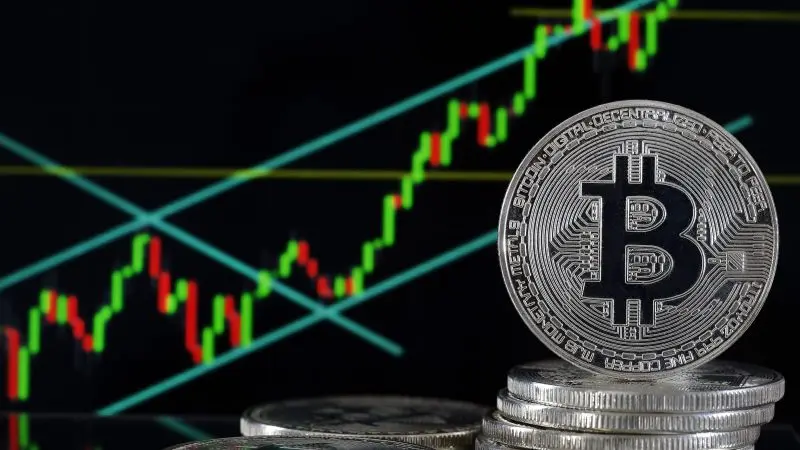 Bitcoin Regains $30,000, Alts Shoot Up as Market Trades Green