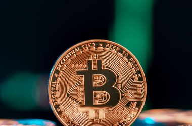 Bitcoin Falls to $29k Range as Market Witnesses Sell-Off