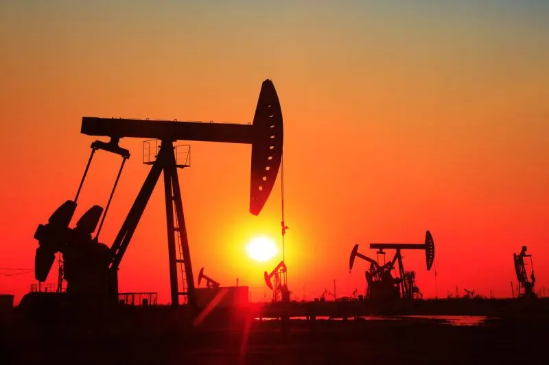 Saudi Arabia, Russia, UAE, Iraq, Kuwait, Oman, Algeria to Cut Oil Production Output Until 2023 End