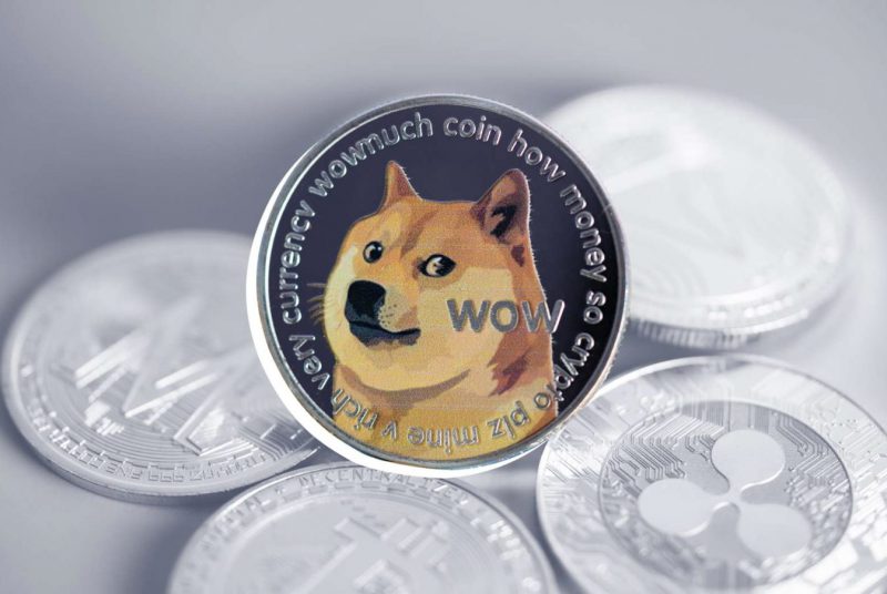 Dogecoin Price Prediction: Expecting $0.1 in May? Traders Seek Opportunities Beyond Dogecoin