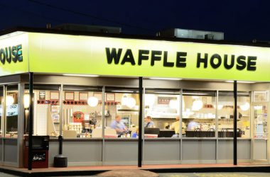 Does Waffle House Take Apple Pay?