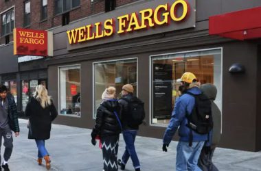 Is Wells Fargo Collapsing?