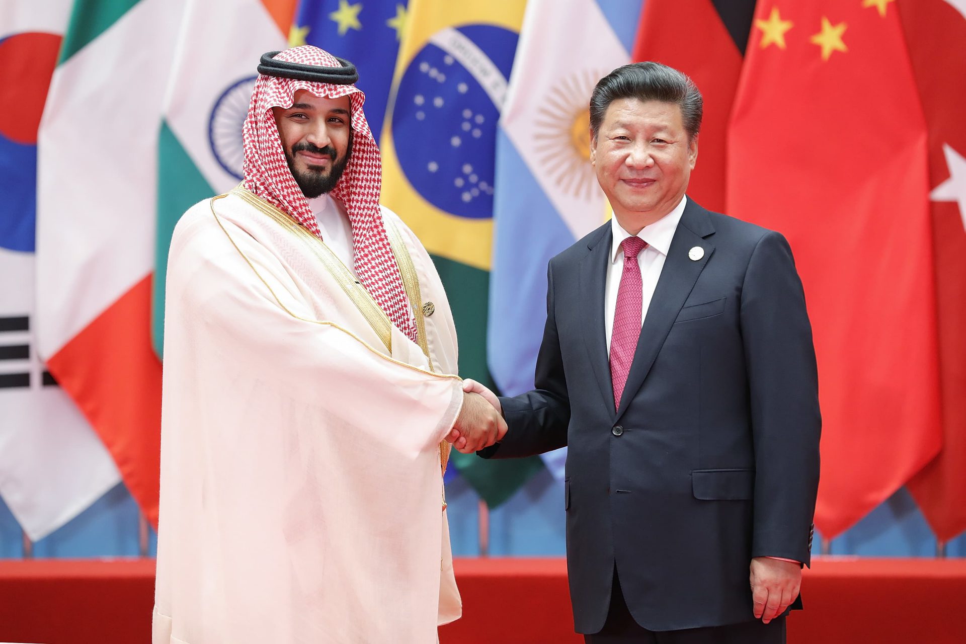 عربستان سعودی و چین برای توسعه سیستم هوش مصنوعی جدید شریک هستند