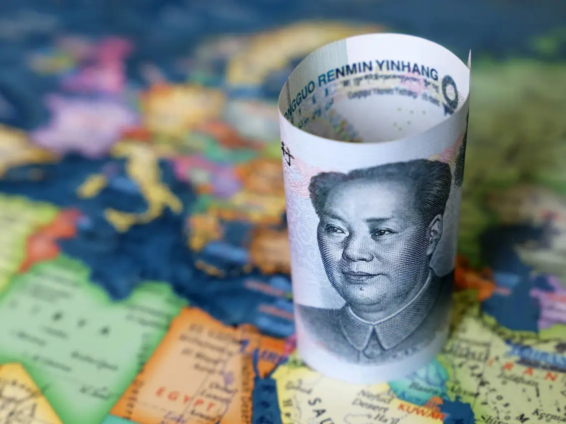 چین به یوان در آفریقا فشار آورد و بازپرداخت بدهی دلاری را کاهش داد
