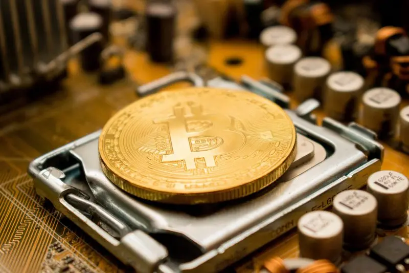 BITCOIN