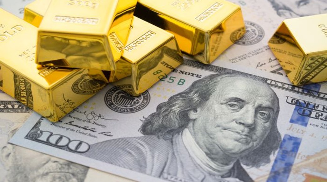 Gold Climbs 1.5% As US Dollar Weakens & Treasury Yields Fall