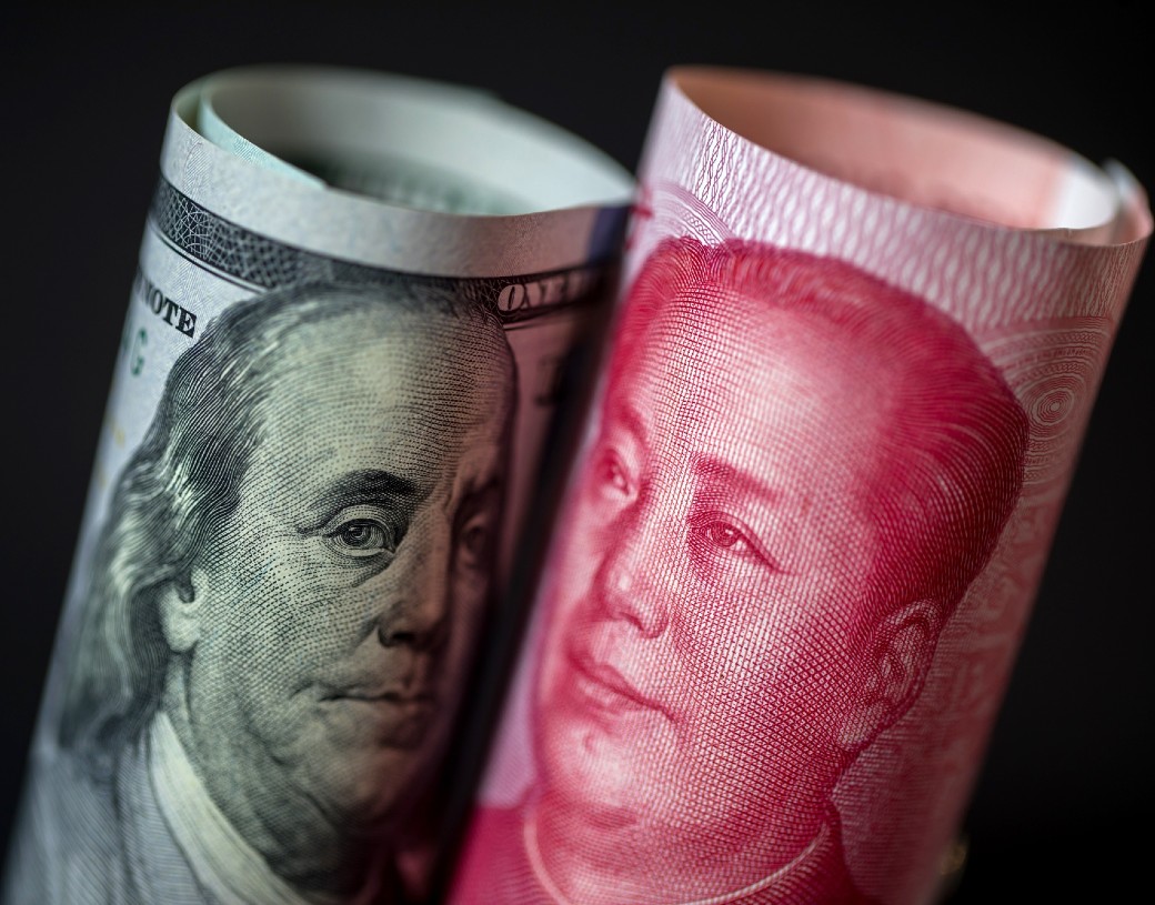 یوان چین دلار آمریکا را ناآرام می کند: این دلیل است