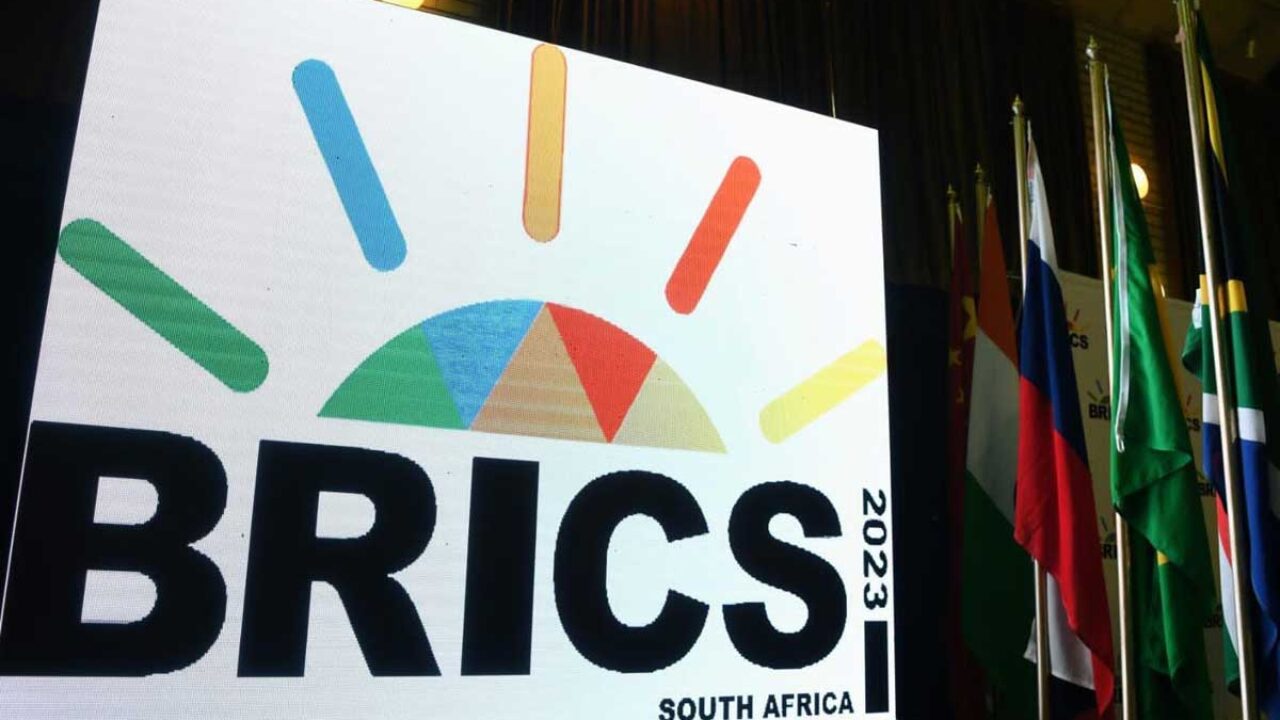 گسترش BRICS به اقتصادهای در حال مبارزه اتحاد کمک خواهد کرد