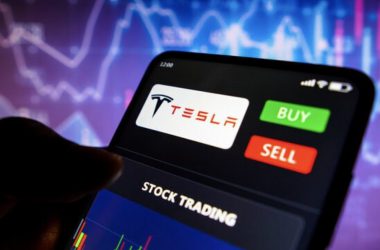 How to Buy Tesla Stock on eToro?