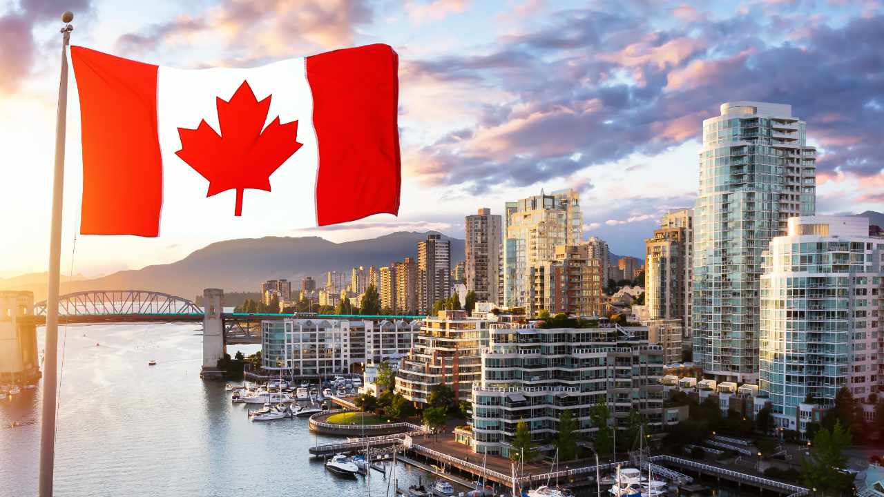 Canada: Coinbase is ‘Closely’ Working With Tier 1 Banks to Back Crypto