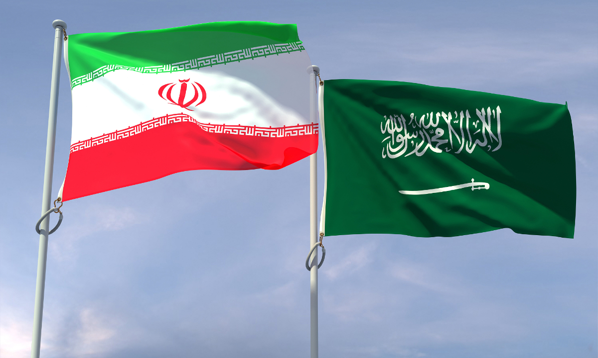 عربستان سعودی در صورت دستیابی ایران به تسلیحات هسته ای دست خواهد یافت: MBS
