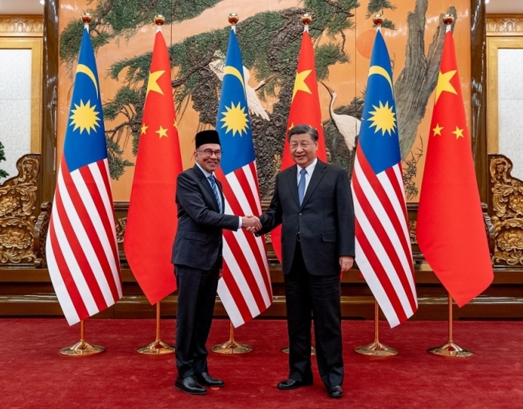 مالزی برای تجارت جهانی دلار آمریکا را حذف می کند