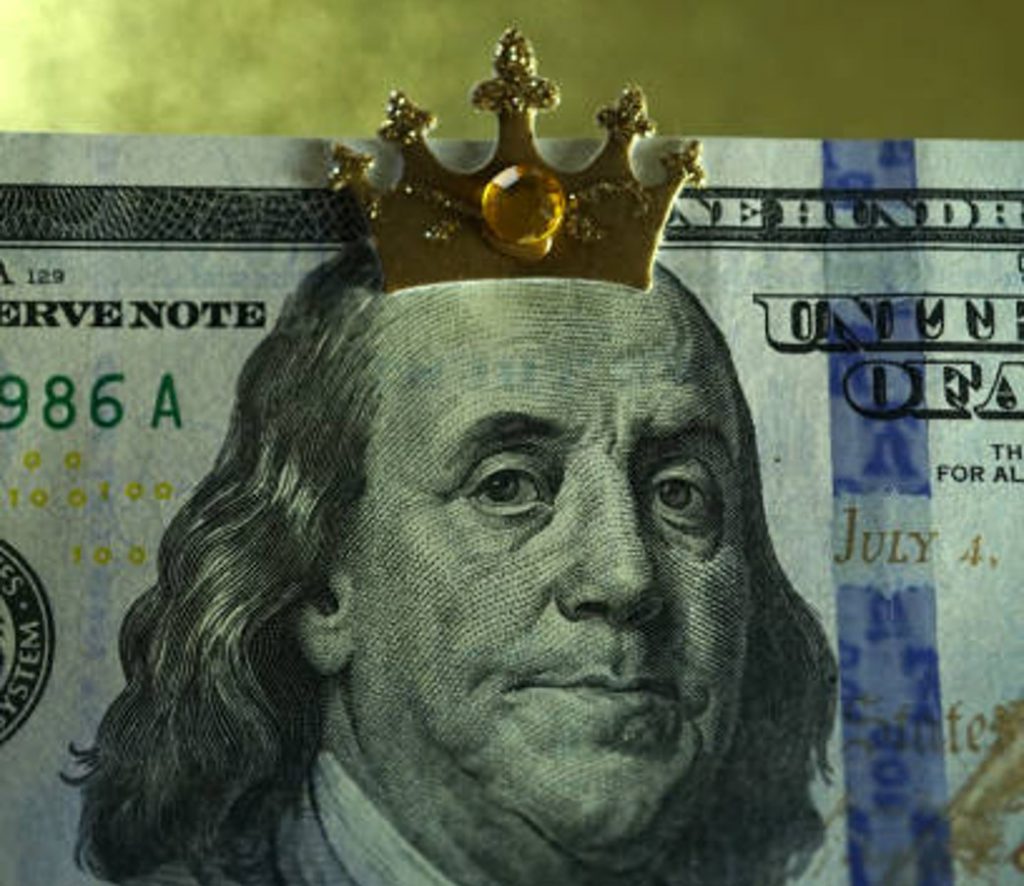 پادشاه دلار آمریکا بهتر از بریکس طلای ارز محلی