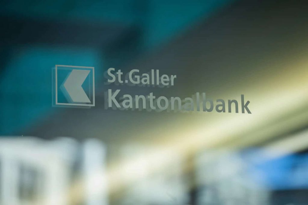 بانک SGKB سوئیس خدمات نگهداری بیت کوین و اتریوم را راه اندازی کرد