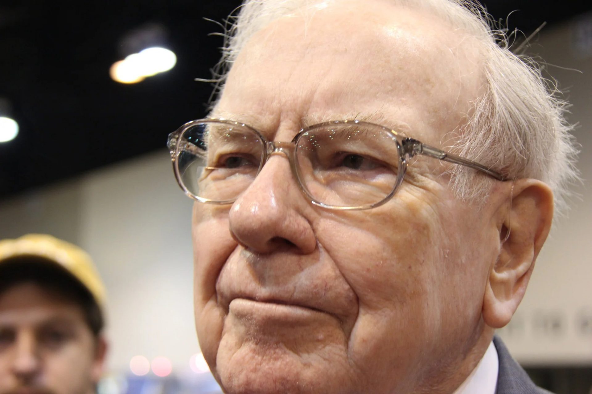 US Stock Market: Warren Buffet Buys This Stock Every Month For 5 Years