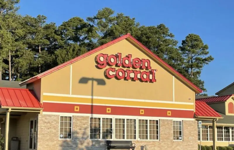 Does Golden Corral Take Apple Pay?