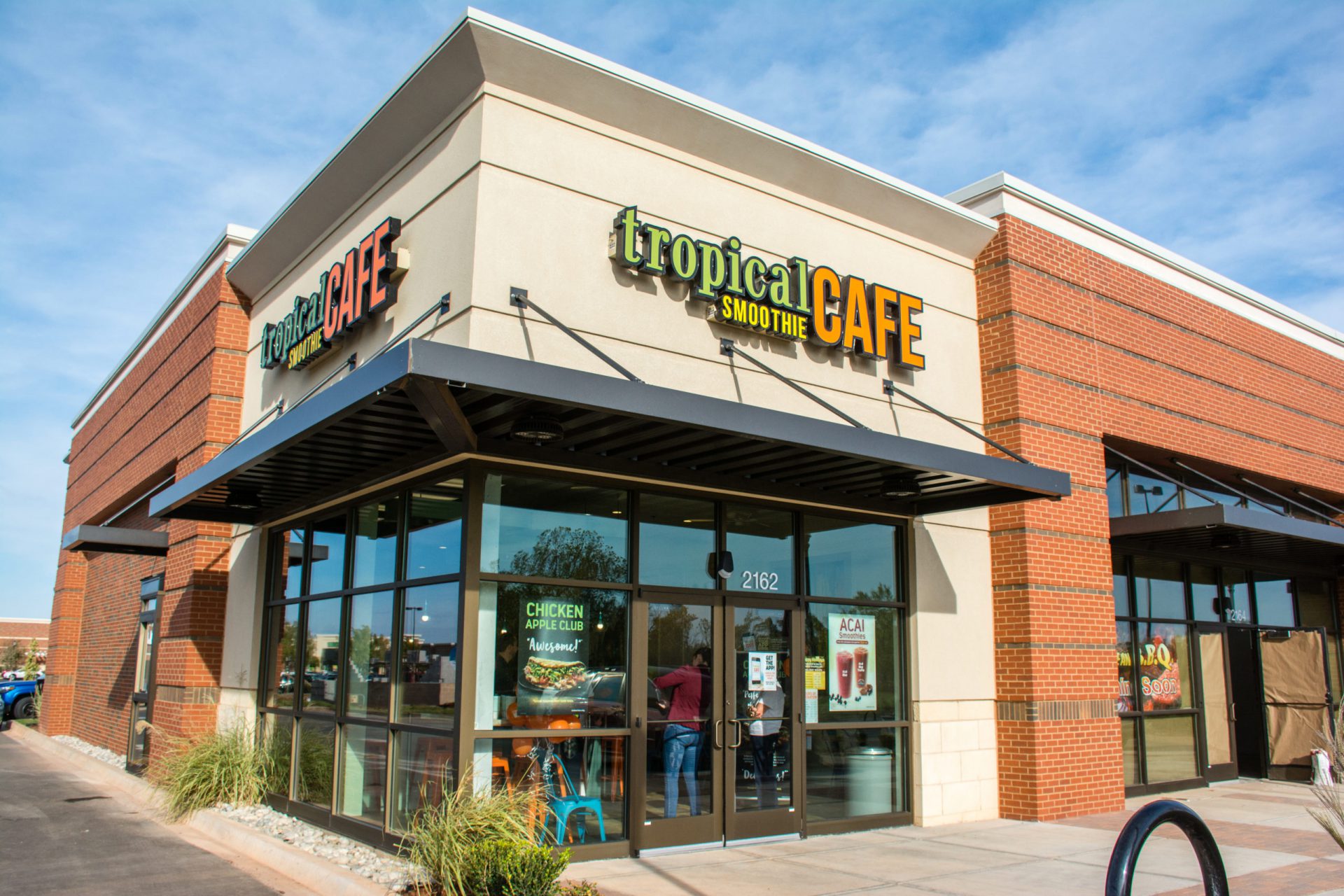 Does Tropical Smoothie Take Apple Pay?