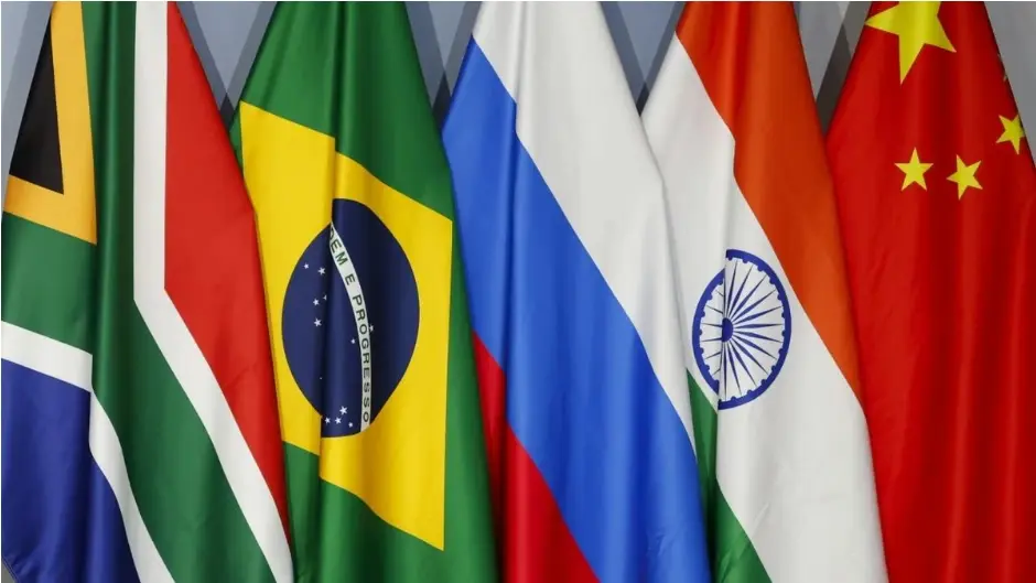 Banderas de los países BRICS y sus naciones