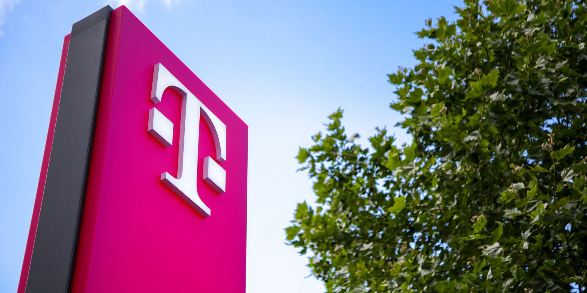 T-Mobile Parent Company Deutsche Telekom to Mine Bitcoin