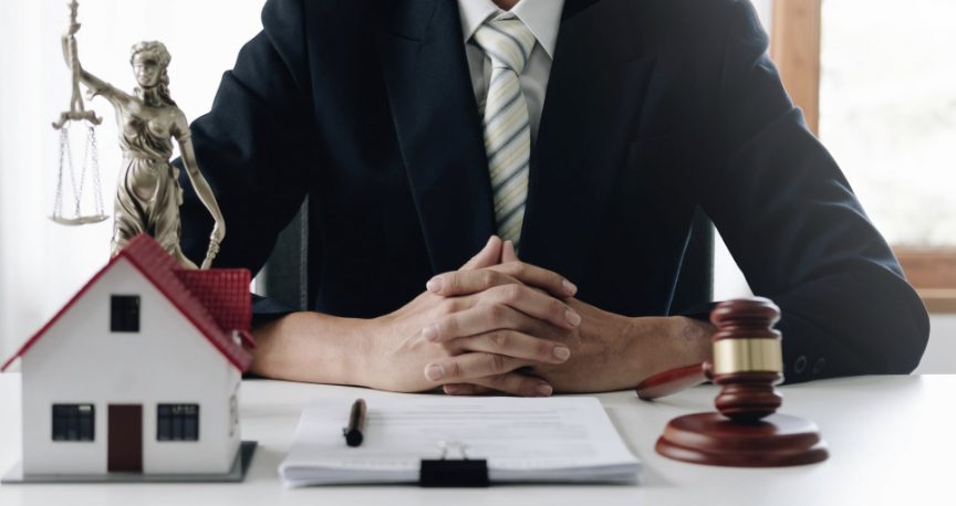 When to Hire a Real Estate Attorney?