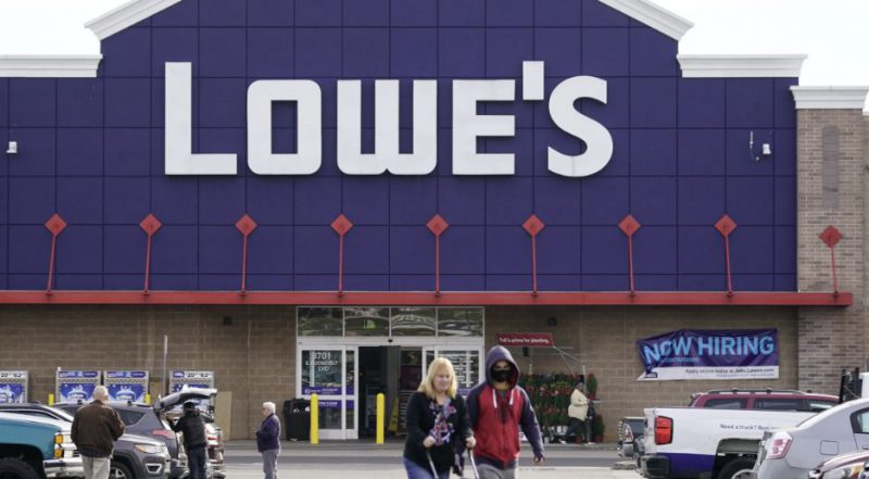 Does Lowes do price match?