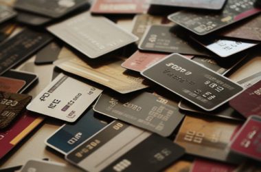 Do credit cards have routing numbers?