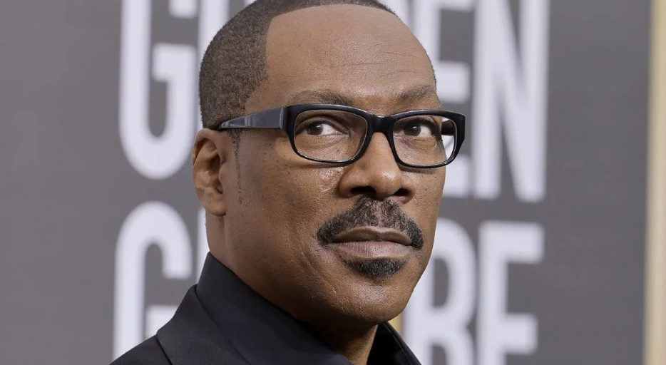 Is Eddie Murphy a billionaire?