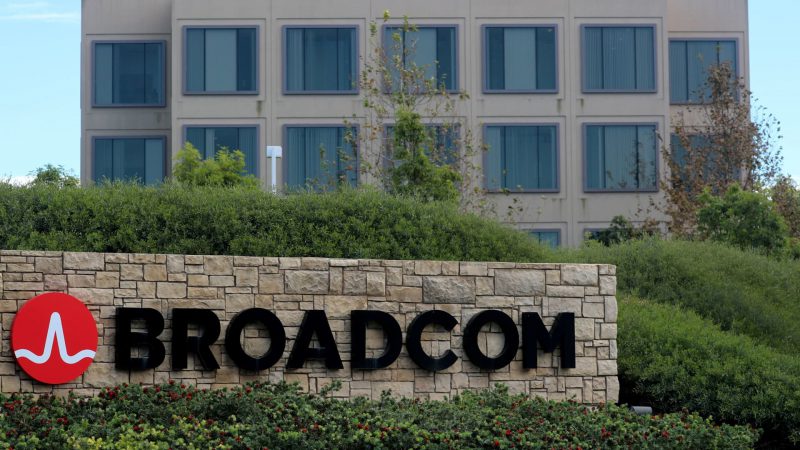 Broadcom (AVGO)