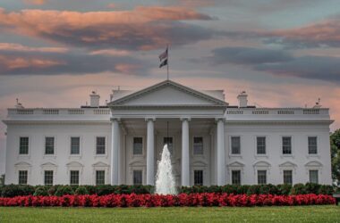 White House exterior where upcoming meetings between auto executives and President Trump will take place
