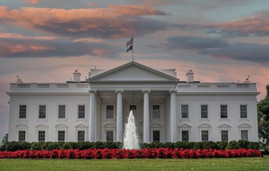 White House exterior where upcoming meetings between auto executives and President Trump will take place