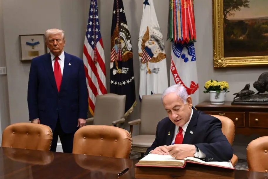 Netanyahu with Trump Oval Office