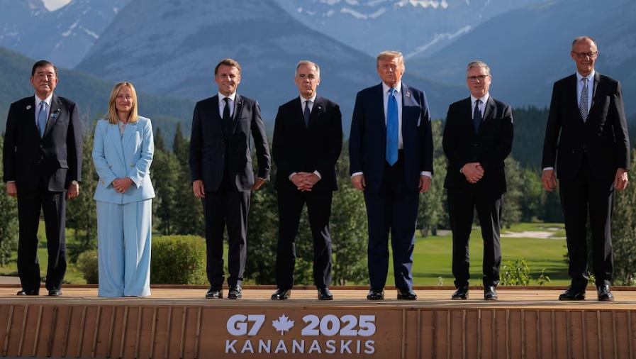 G7-2025-summit-leaders.jpg