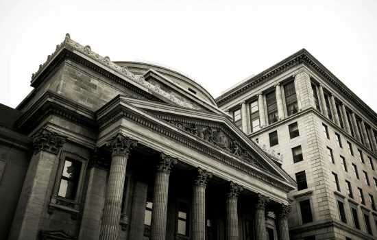 Central Banks Buy 166t Gold as BRICS Pushes De-Dollarization Forward