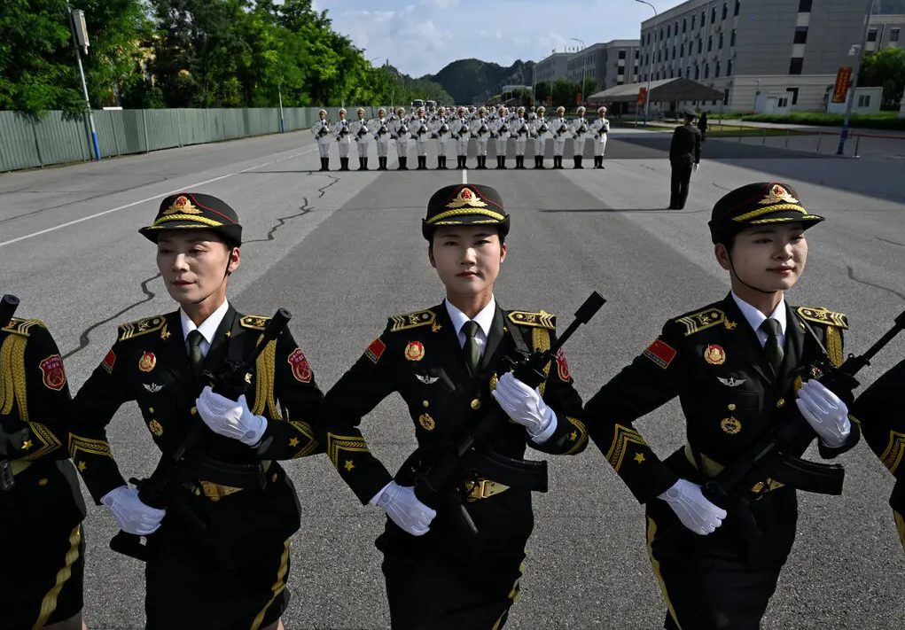 Chinese soldiers military formation