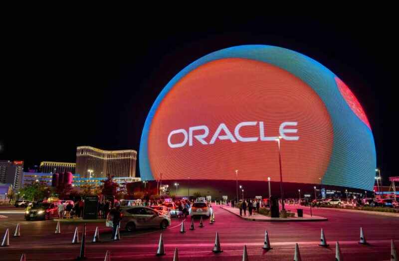 BofA Reinstates Oracle Buy as AI Push Drives $200 Target