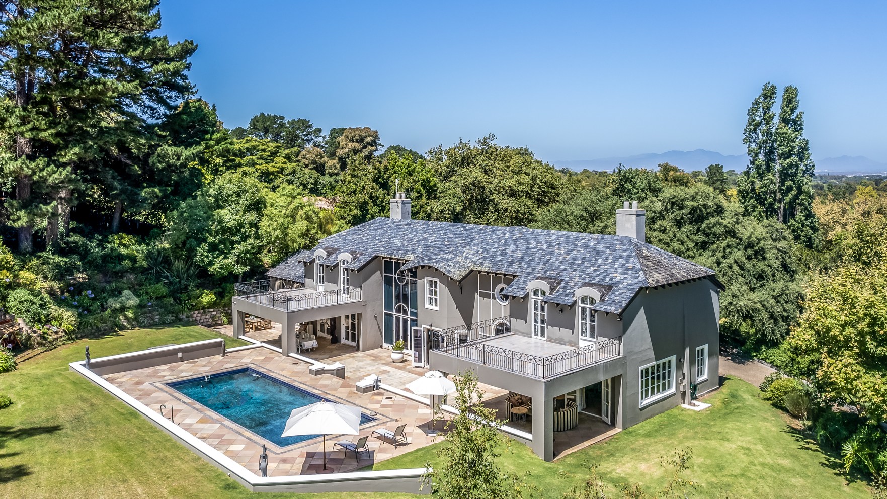 Want To Buy a $1 Million Home? Here's the Salary You Need For a Loan