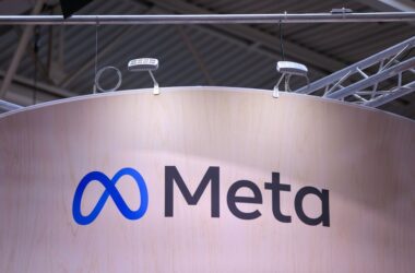 Meta Platforms Q1 Net Profit Soars 61% but Bearish Cash Flow Risk Builds