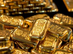 Morgan Stanley Cuts Gold Target to $5,200 as Yields Rise