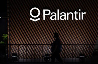 Palantir Stock Soars on Earnings but HSBC Cuts Target to $151