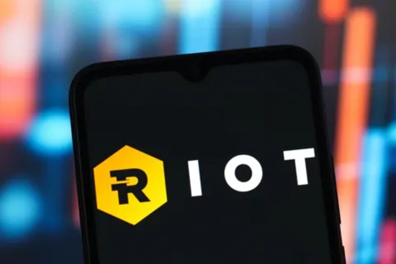 Riot Platforms Stock