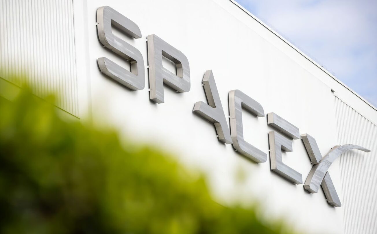 SpaceX Stock Rises as Morgan Stanley Backs $300 Target