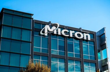 Micron Stock Slides Despite $220 Billion AI Spending